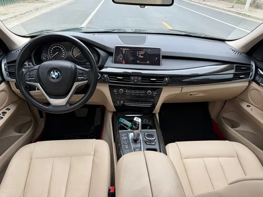 BMW X5 2014 xDrive35i Lead
