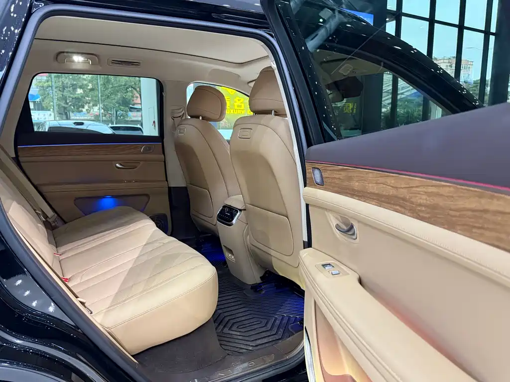 AITO ASK THE WORLD M7