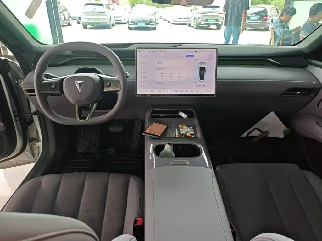 Deepal Deepal L06 — миниатюра 10