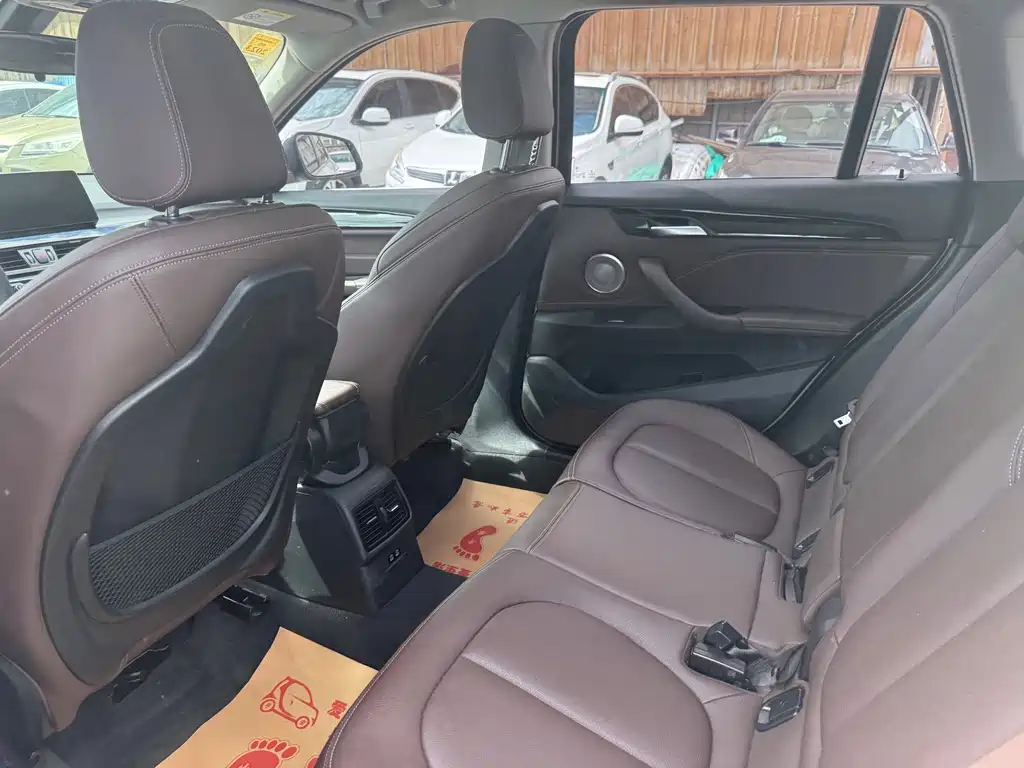 BMW X1 — миниатюра 4