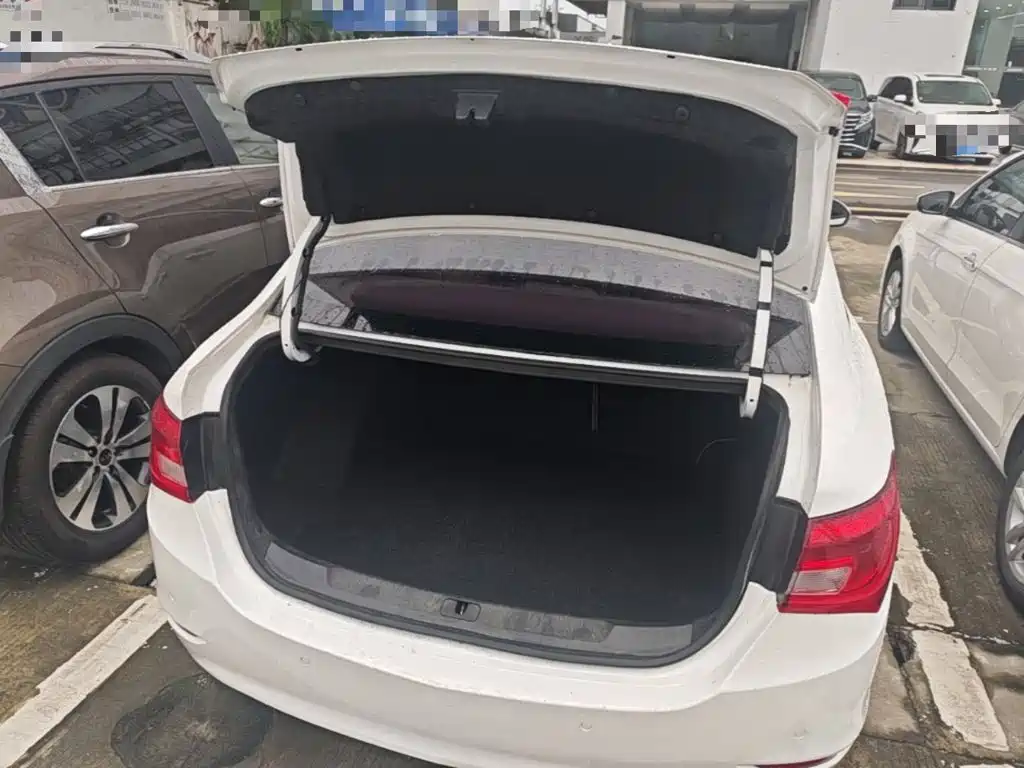 Buick Excelle — миниатюра 19