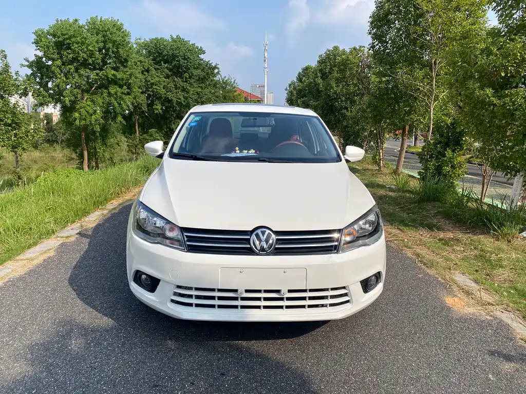 Volkswagen Jetta — миниатюра 2