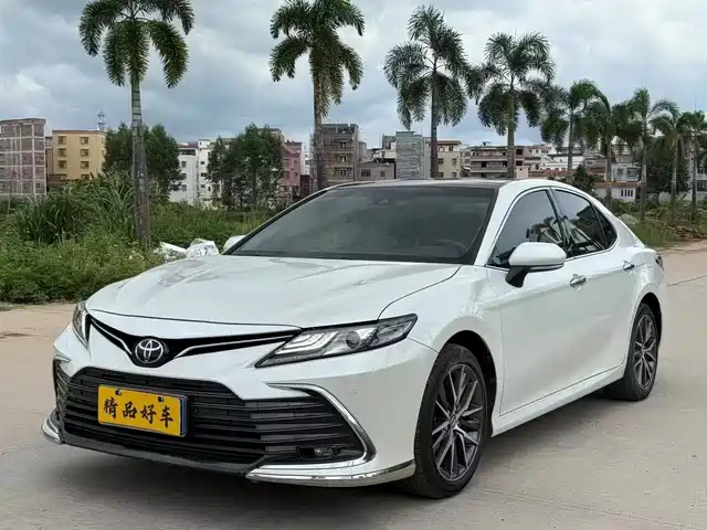 TOYOTA CAMRY 2022