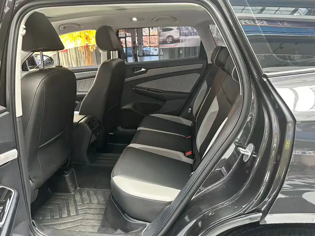 Jetta VS7 — миниатюра 12