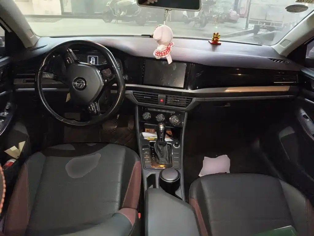 Volkswagen Bora — миниатюра 5