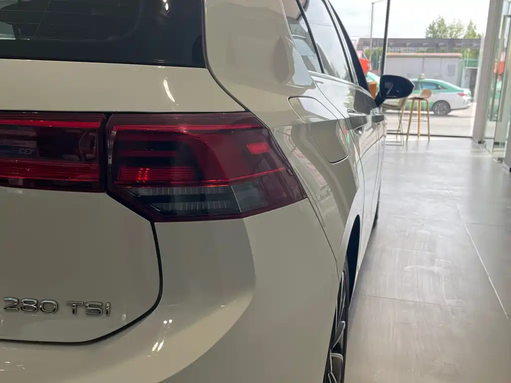 Volkswagen Golf — миниатюра 17