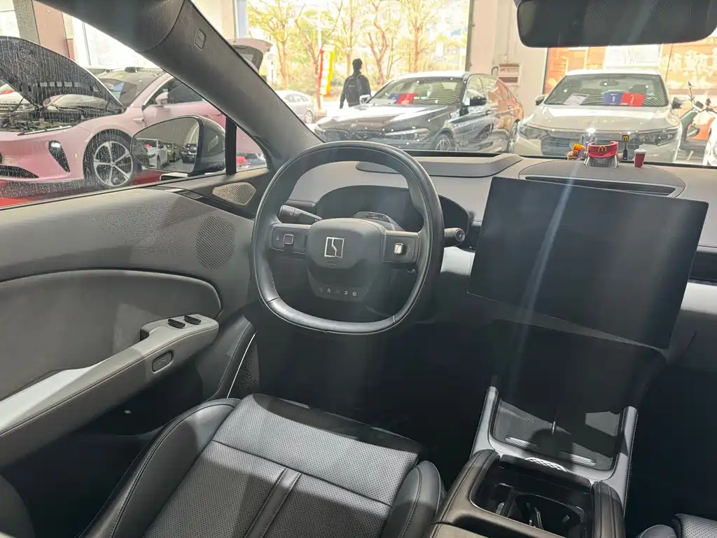 ZEEKR EXTREME KRYPTON 007