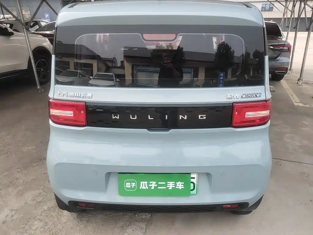Wuling MINIEV — миниатюра 6