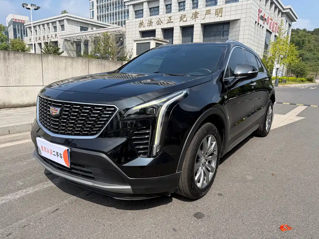 Cadillac XT4