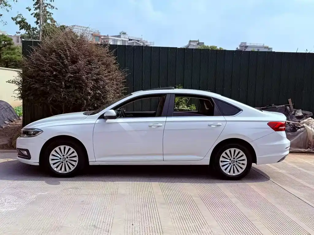 Volkswagen Lavida — миниатюра 8