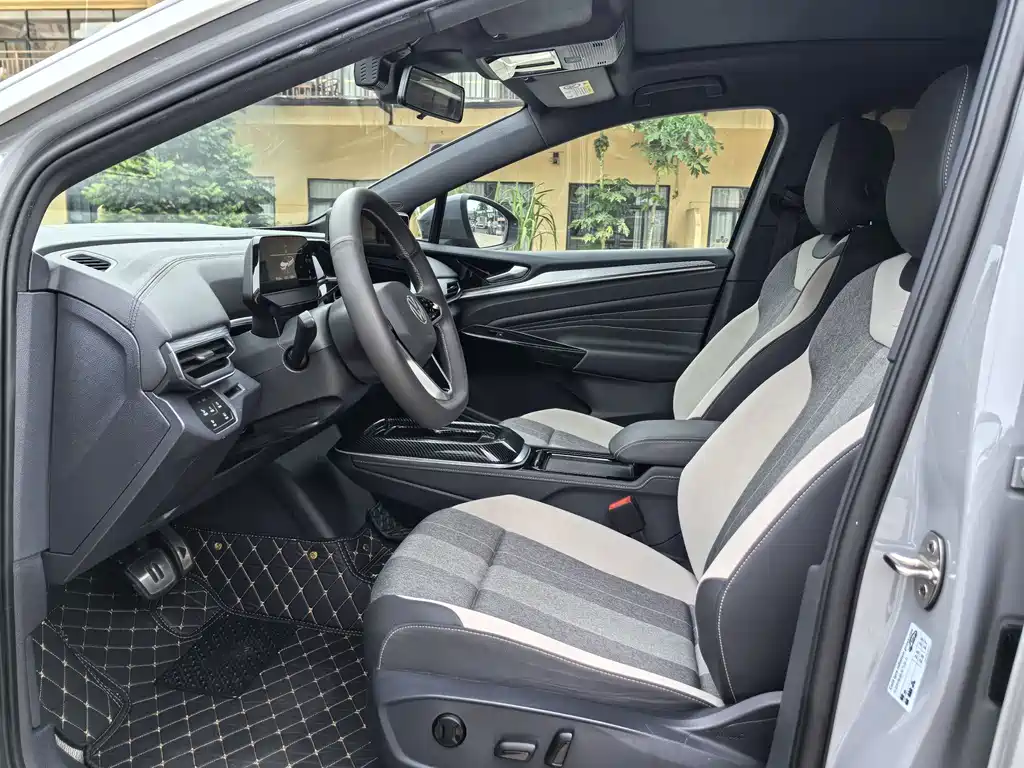 Volkswagen ID.4 Crozz — миниатюра 8