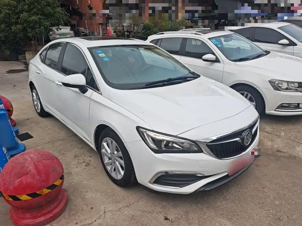 Buick Verano — миниатюра 4