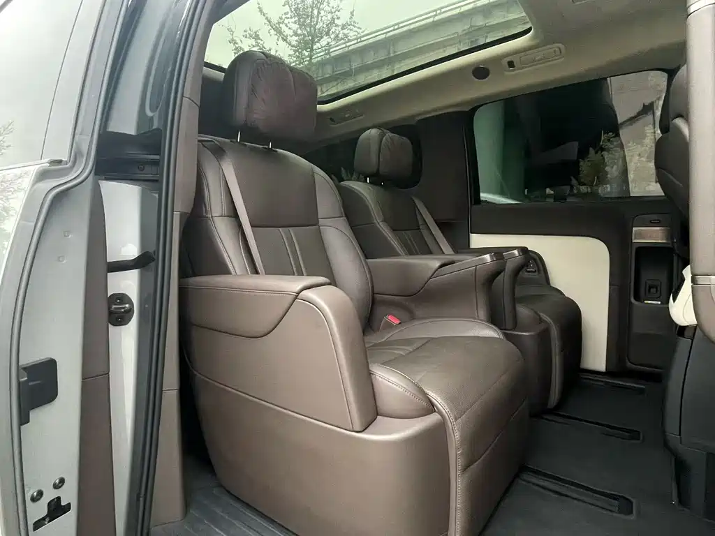 Li Auto Li MEGA — миниатюра 6