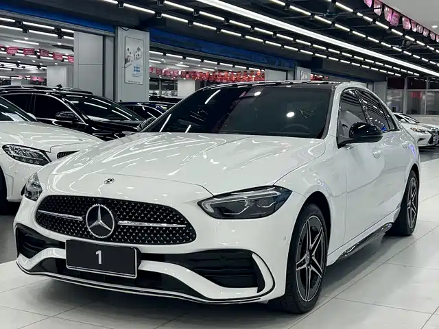MERCEDES-BENZ  C CLASS 2024