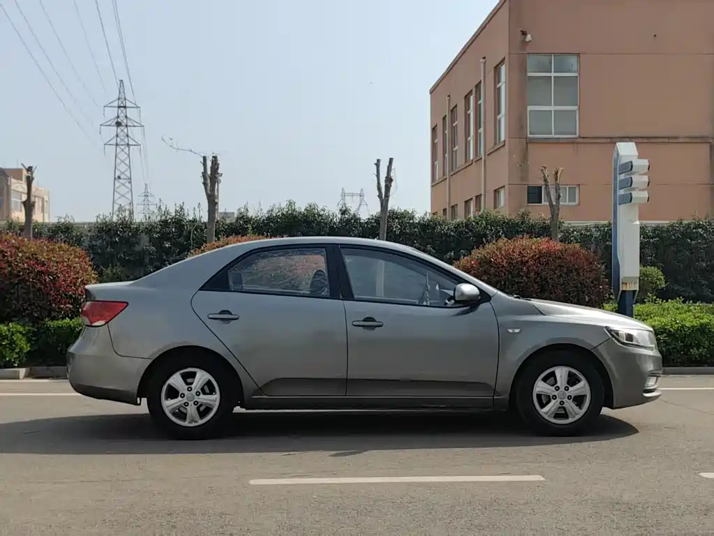 Kia Forte 2014 1.6L AT GL