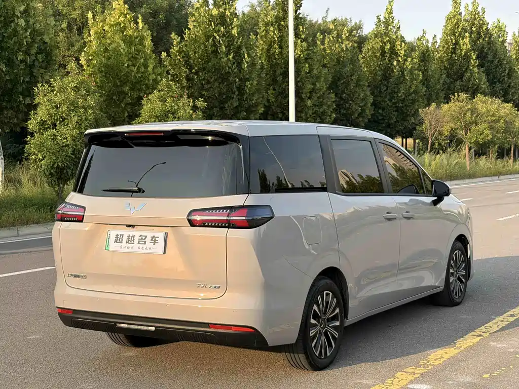 Wuling Xingguang 730 New Energy — миниатюра 7