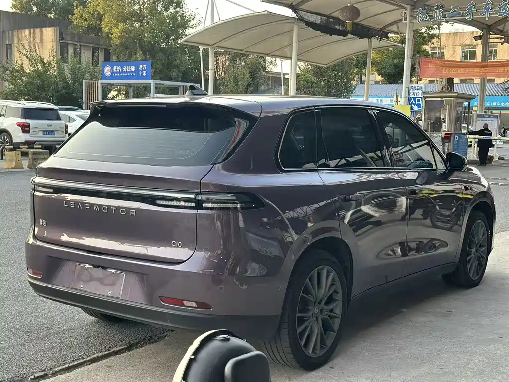 Leapmotor Leapmotor C10 — миниатюра 11