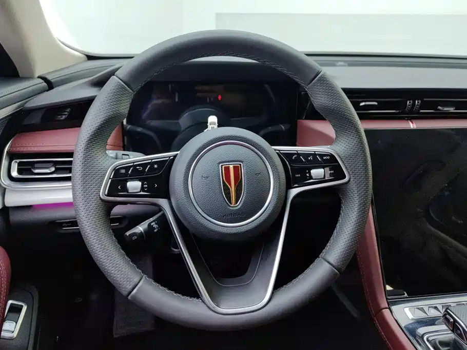 Hongqi Hongqi H5 — миниатюра 15