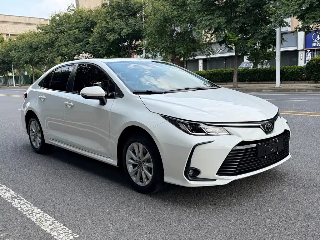 Toyota Corolla — миниатюра 3