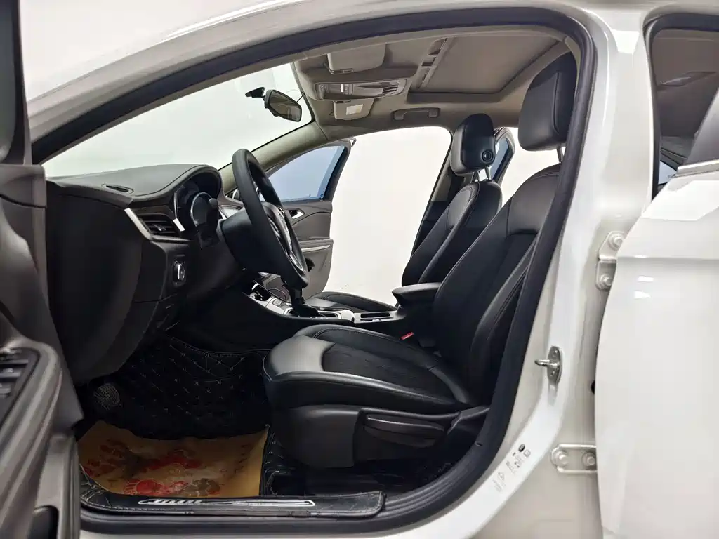 Buick Verano — миниатюра 11