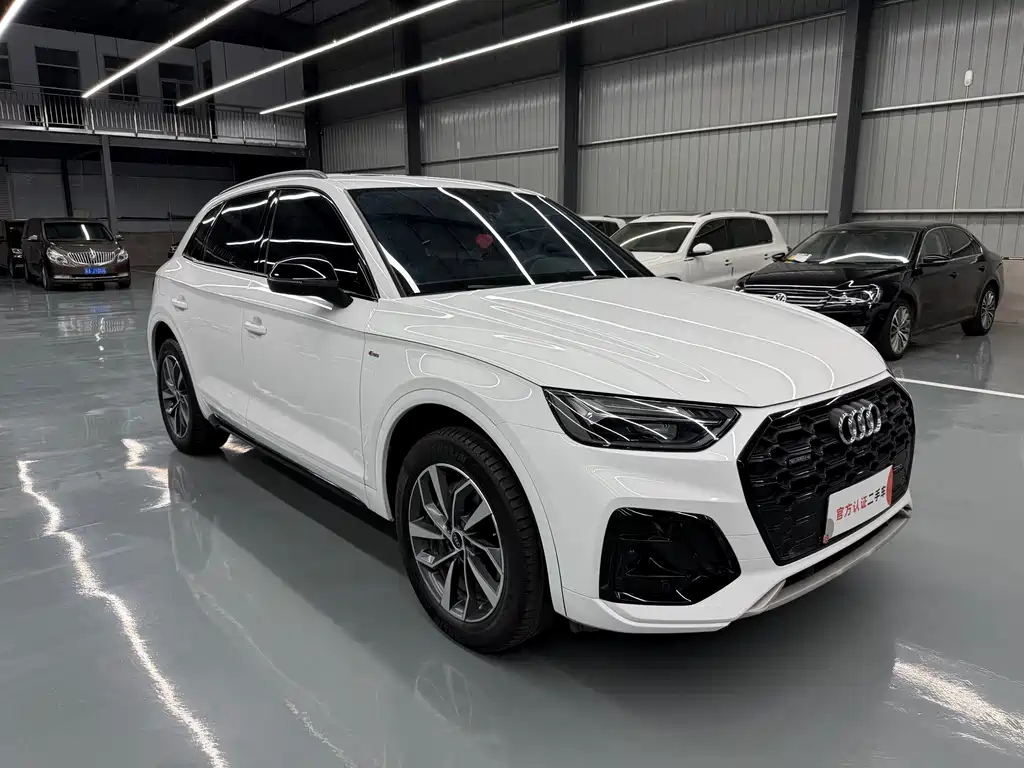 Audi Q5L 2023 40T Luxury