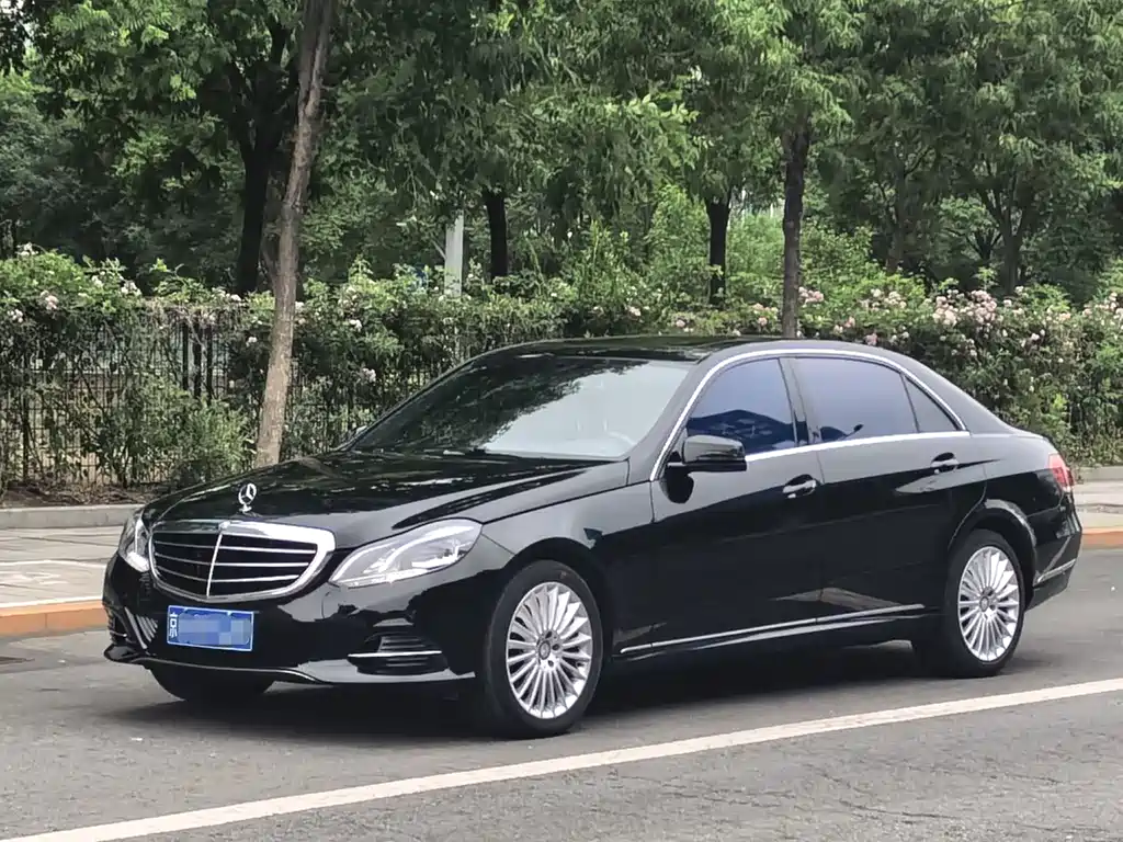 Mercedes-Benz E-Class 2015