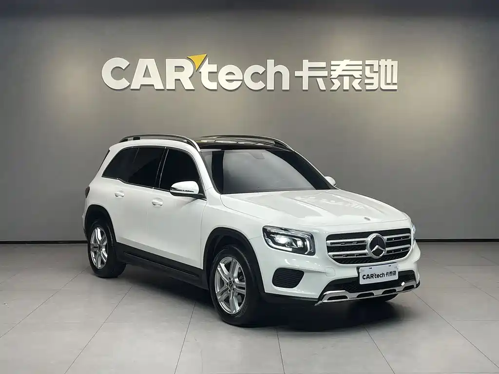 MERCEDES-BENZ GLB