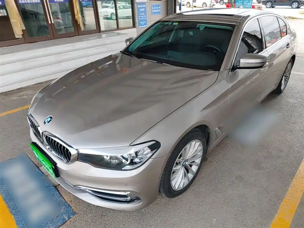 BMW 5 Series 2019