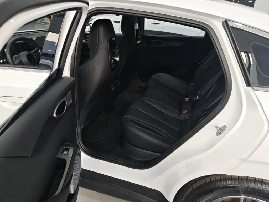 BYD Seal 06 — миниатюра 17