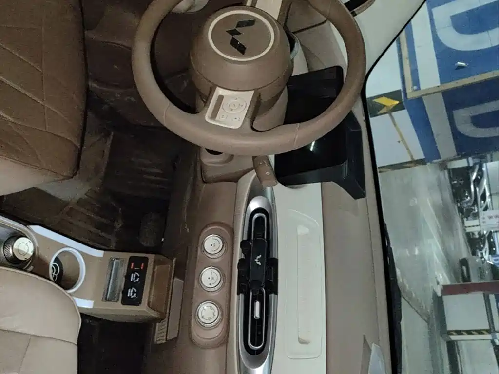 Wuling MINIEV — миниатюра 24