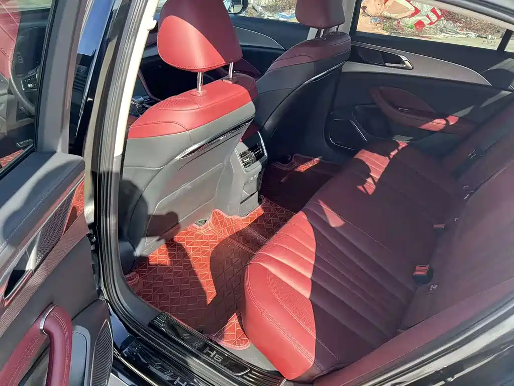Hongqi Hongqi H5 — миниатюра 5