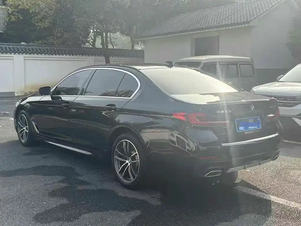 BMW 5 Series 5 2022 525Li M Sport