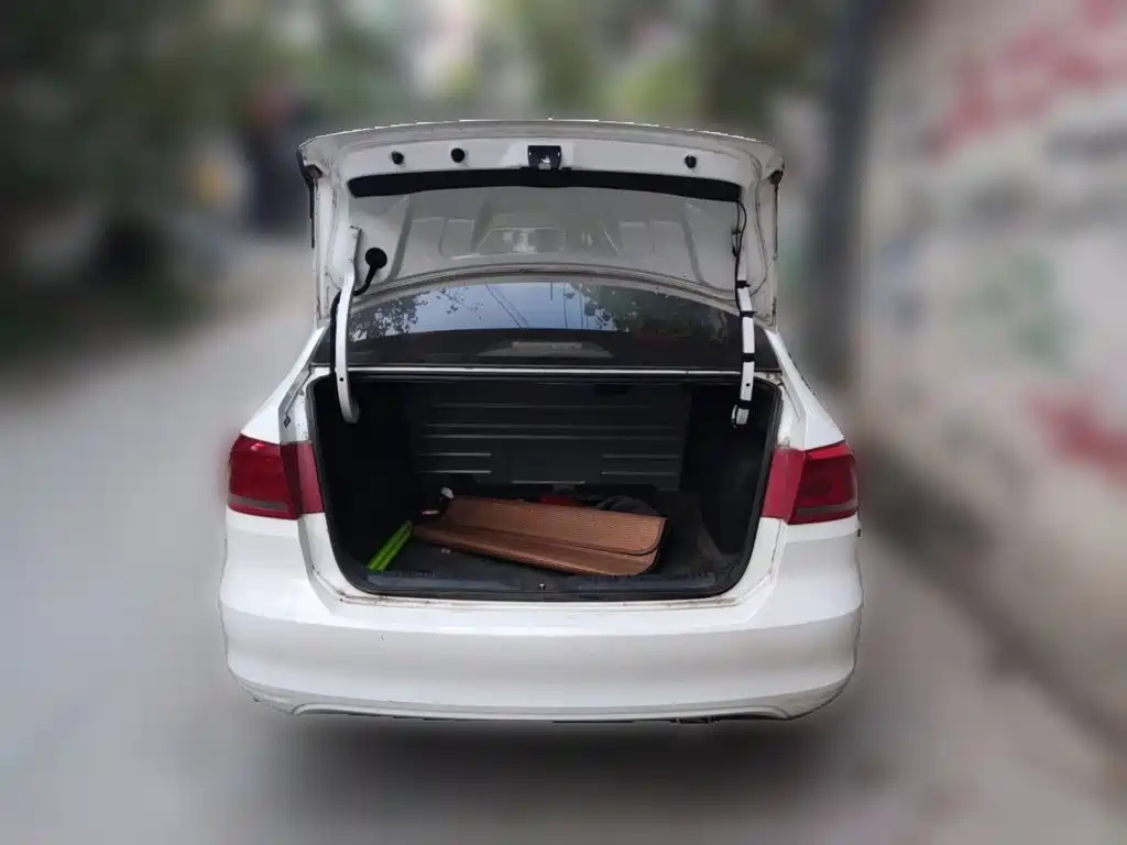Volkswagen Santana — миниатюра 20
