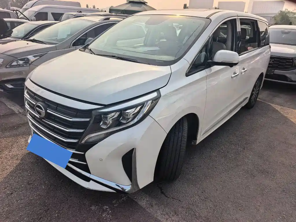 GAC Motor Trumpchi M8