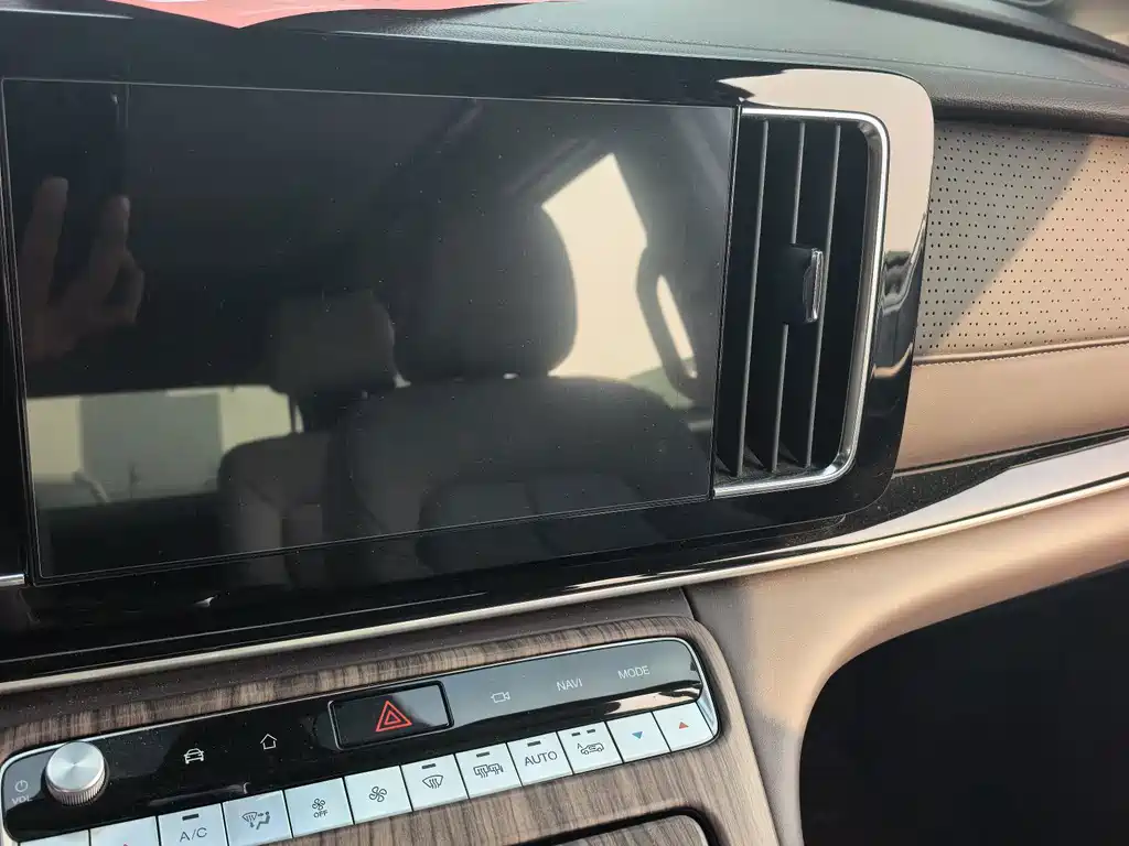 GAC Motor Trumpchi M8 — миниатюра 10