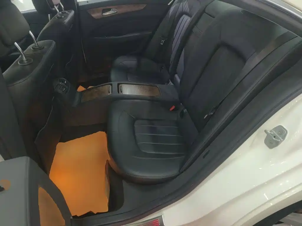 Mercedes-Benz CLS — миниатюра 17