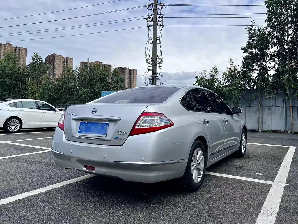 Nissan Teana — миниатюра 4