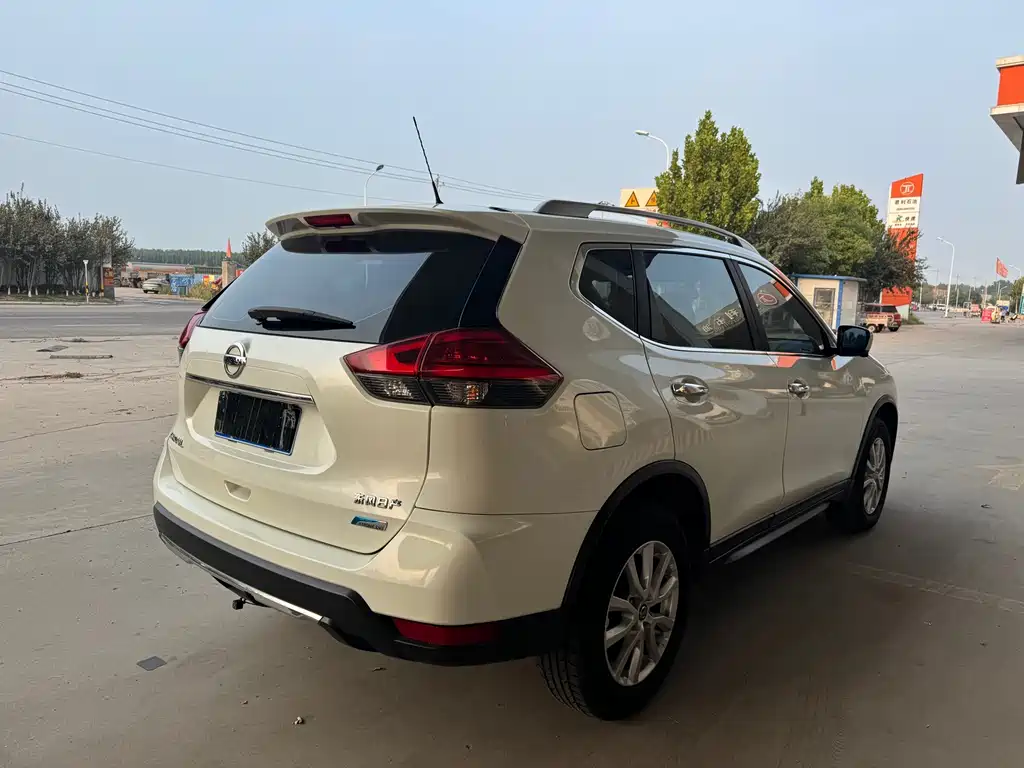Nissan X-Trail — миниатюра 13