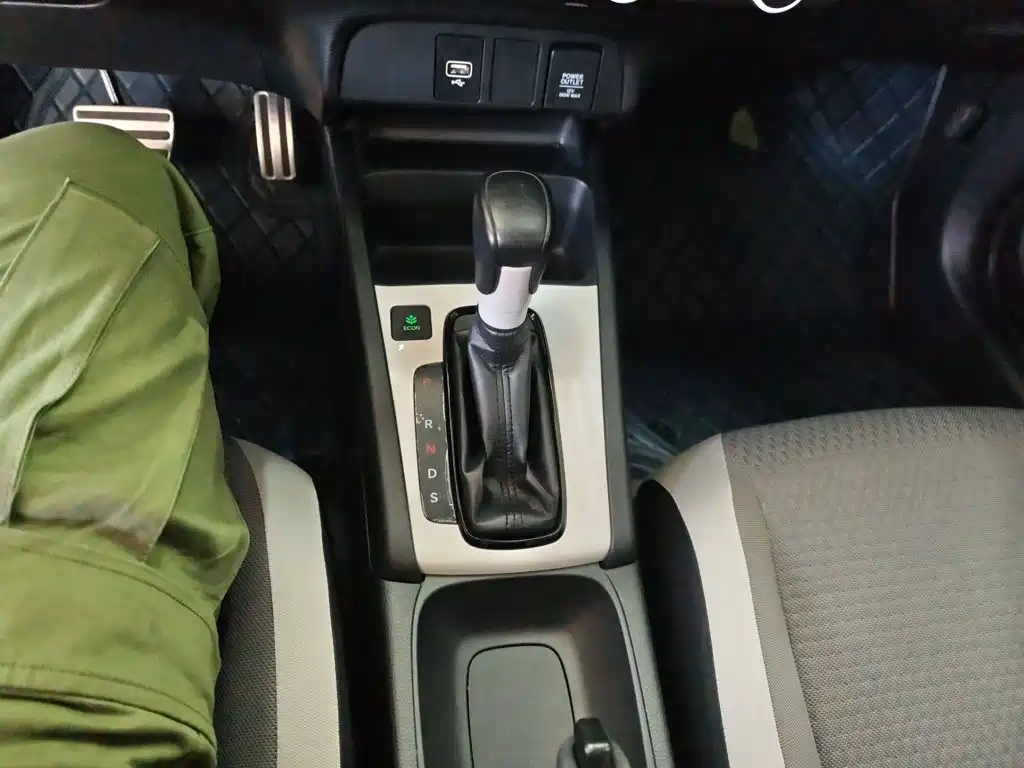 Honda Fit — миниатюра 11