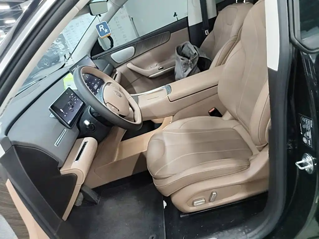 Leapmotor Leapmotor C11 — миниатюра 15