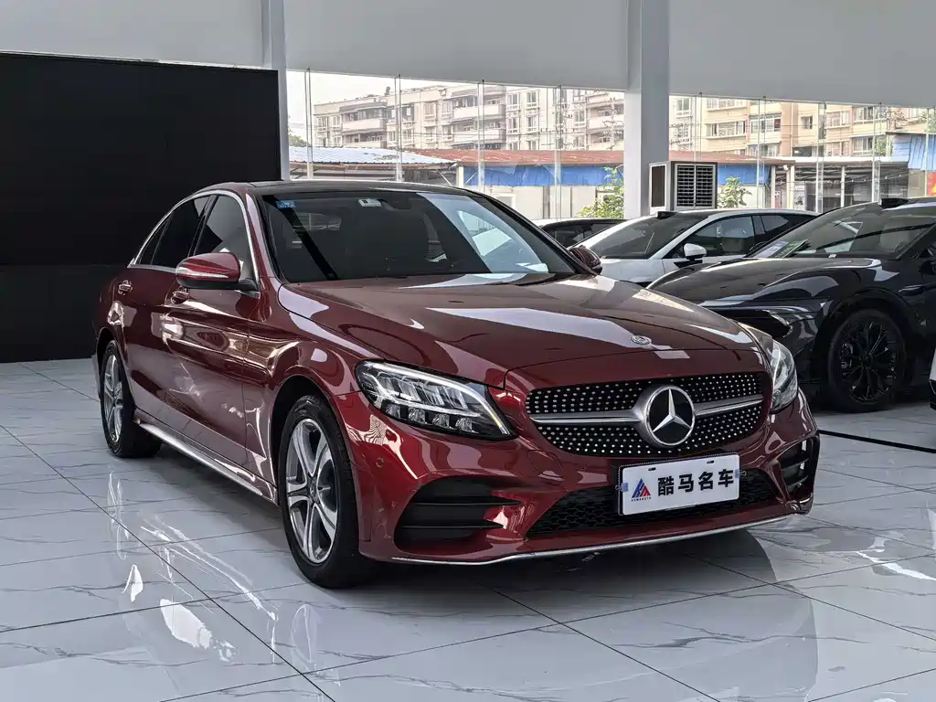 Mercedes-Benz C-Class — миниатюра 3