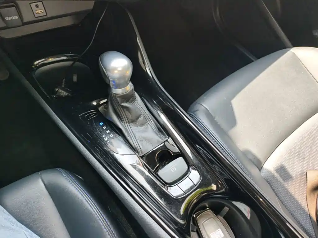 Toyota C-HR — миниатюра 14