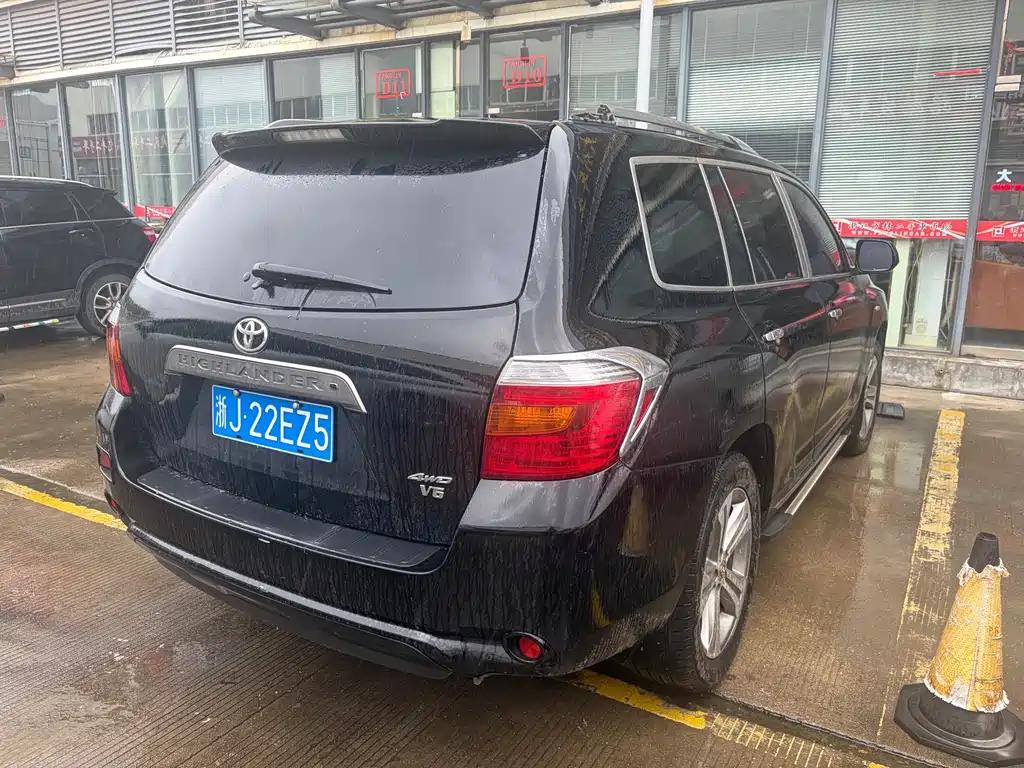 Toyota Highlander — миниатюра 6