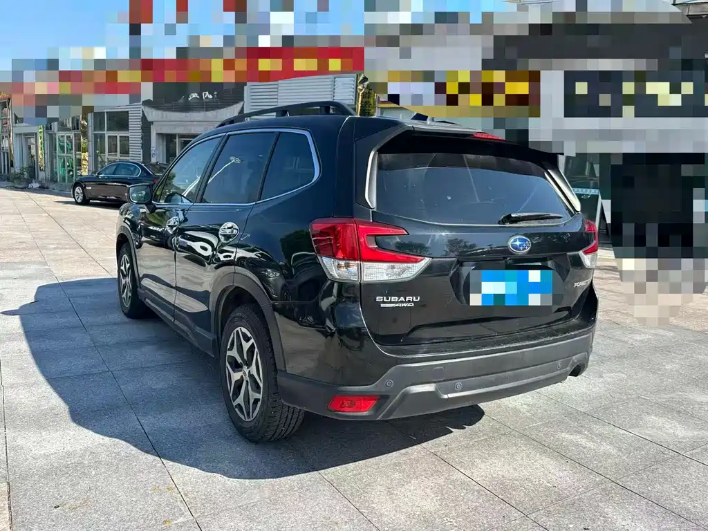 Subaru Forester - фото 9