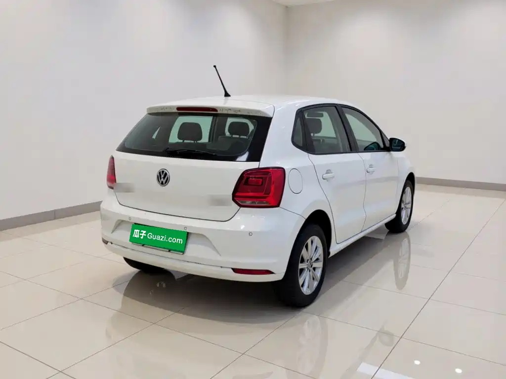 Volkswagen Polo — миниатюра 6