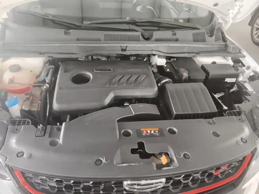 Geely Binyue — миниатюра 20