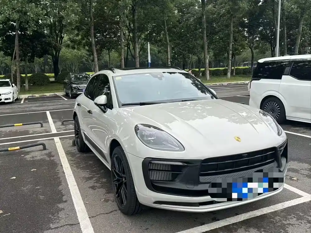 Porsche Macan — миниатюра 11