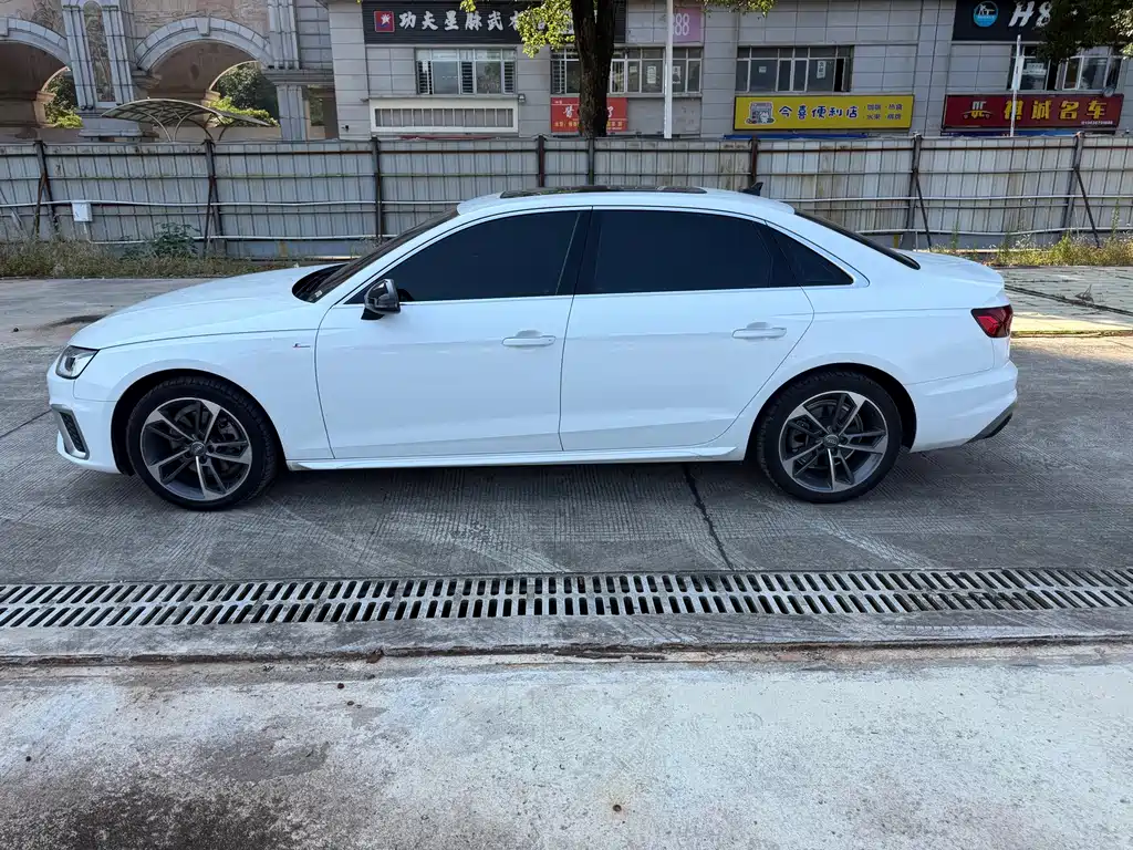 Audi A4L — миниатюра 4