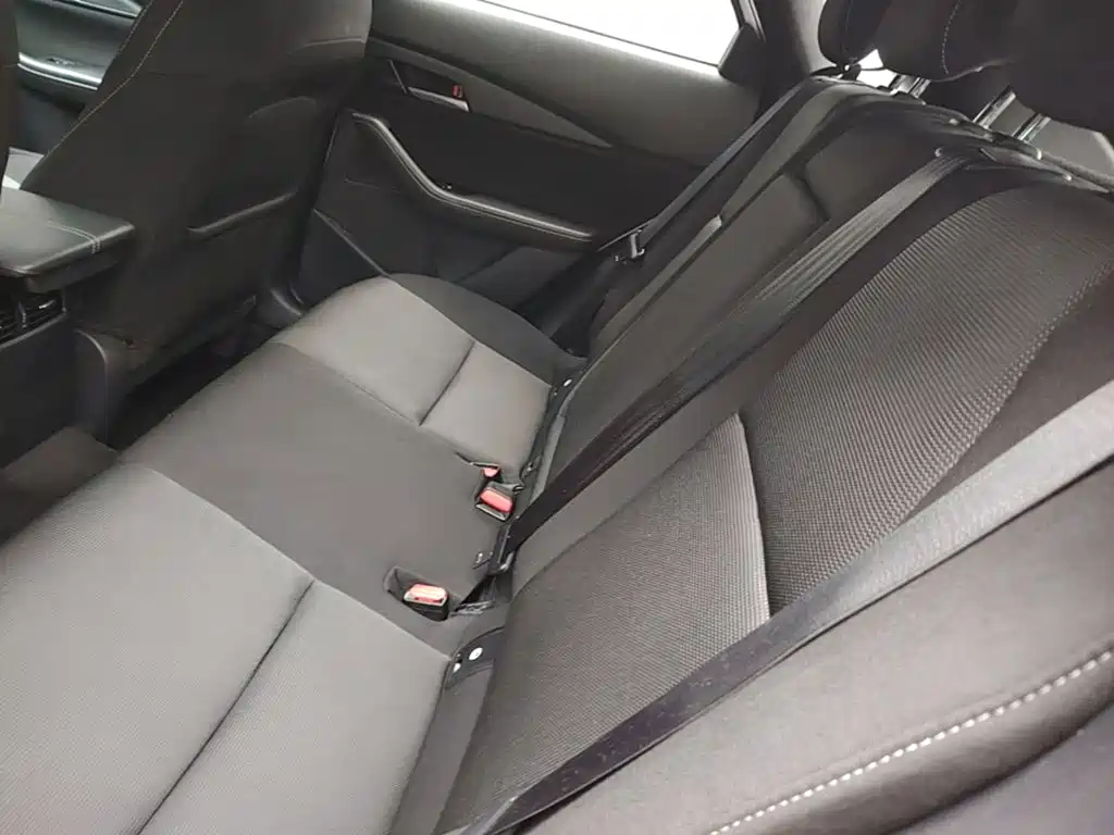 Mazda CX-30 EV — миниатюра 17
