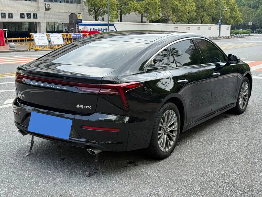 Bestune B70 — миниатюра 4